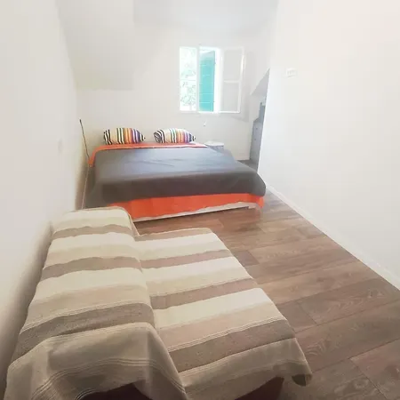 Apartment Center, Old Town,